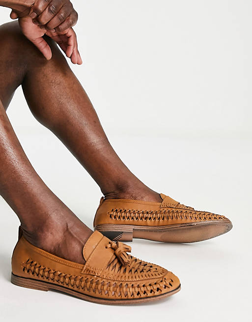 Tassel Woven Loafers In Tan