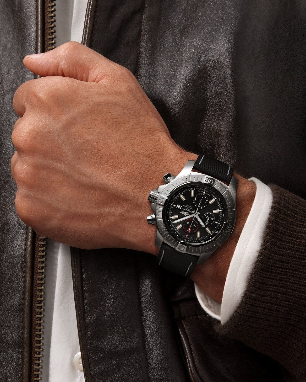 Superavenger 48 Mens Watch