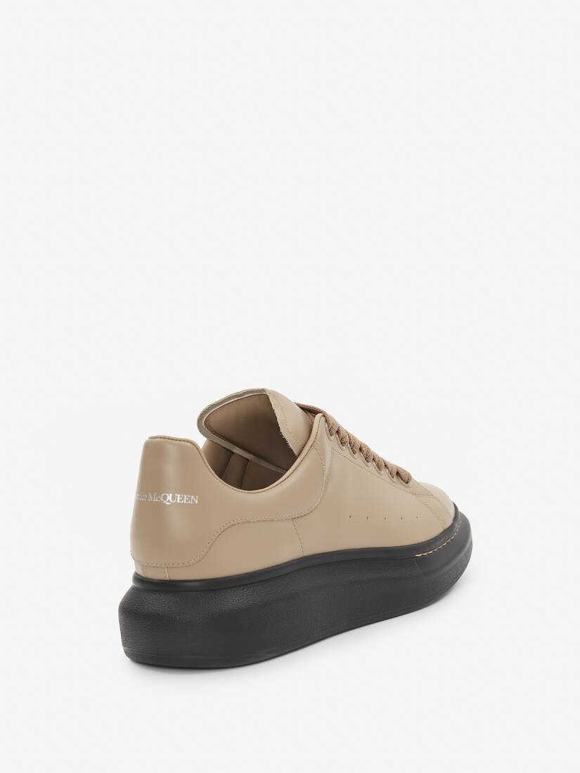 Men's Oversized Sneaker in Black/Beige