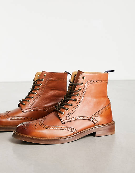 Lace Up Brogue Boots In Brown Leather