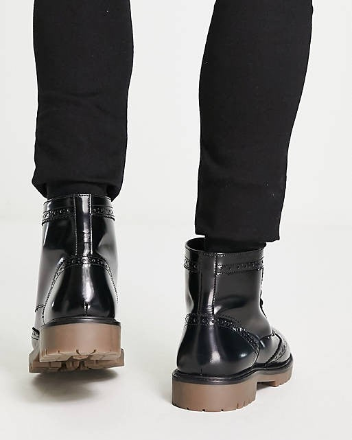 Brogue Lace Up Boot In Black Polished Leather With Contrast Sole