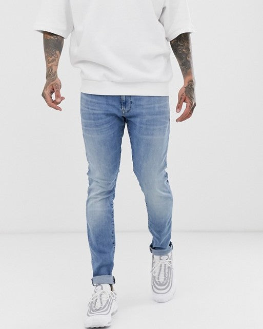 Skinny Fit Jeans in Light Aged