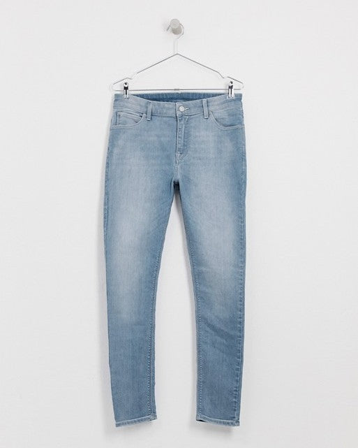 Spray on Jeans in Power Stretch Denim in Light Wash