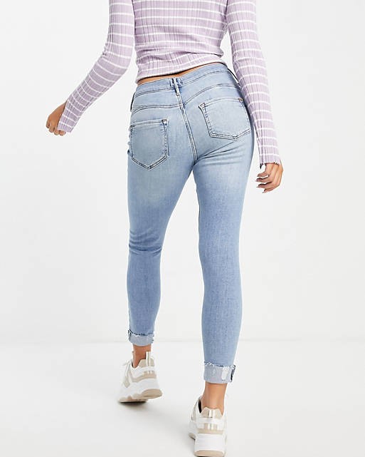 Mid Rise Bum Sculpt Skinny Jeans In Light Blue