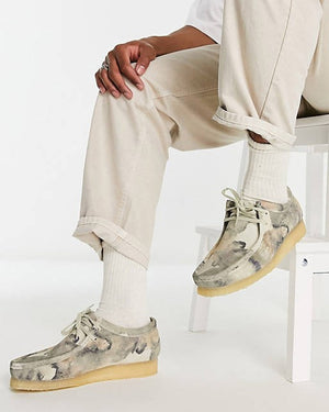 Shoes in Off White Camo