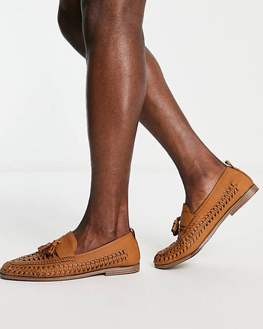 Tassel Woven Loafers In Tan